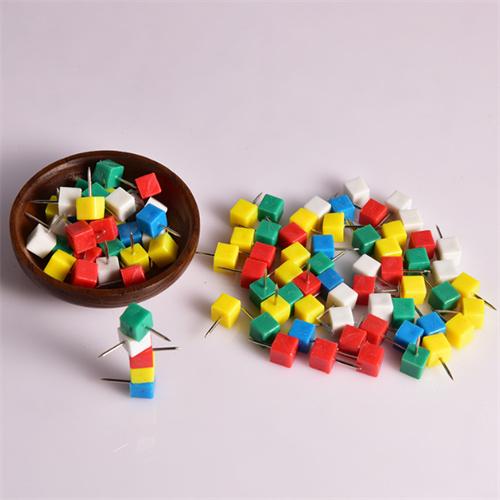 18MM Colored Plastic Cubic Push Pin